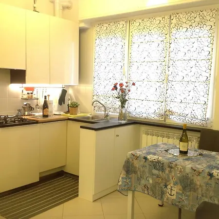 With Internet And Private Parking Apartment