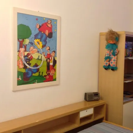 With Internet And Private Parking Apartment